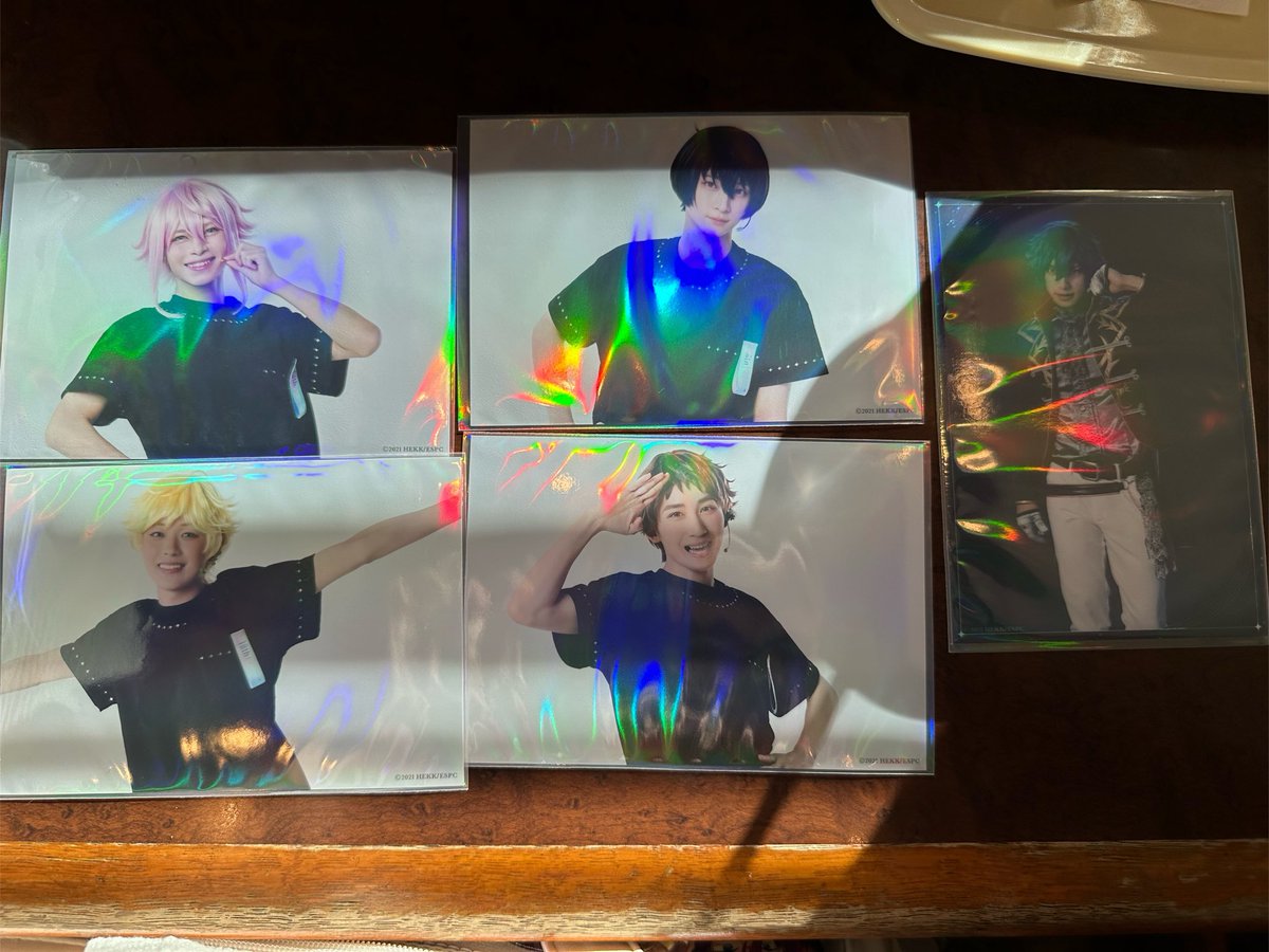 kit_trhk's tweet photo. 【交換】あんステ　舞台　あんさんぶるスターズ　THE STAGE -10th Anniversary Live-  グッズ　ランブロ　ブロマイド

【譲】
桃李 宙 ☆凛月 ☆ジュン 光 ♡零 ♡宗 真緒×2

【求】
同種 ☆夏目 ☆茨 ♡晃牙 颯馬
☆同士、♡同士交換優先

本日夜公演前（現地）の交換希望
お気軽にお声掛けください https://t.co/6fOOU3Q1Fq