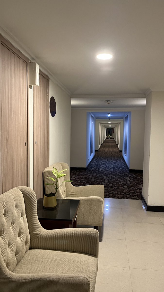 Redidevigo's tweet photo. Ready Pijat Khusus Pria.
Untuk Area Pekanbaru Sekitarnya.
Open pijat  dari jam 2 Siang Sampai jam 12 Malam ya.
Yang Mau Booking pijat Boleh Langsung DM.
WA 083183380240
Hanya untuk yang serius pijat aja ya��� 
#pijatpekanbaru #pijatpriapekanbaru #urutpekanbaru 
#hotelpekanbaru https://t.co/dP0XtLPBRD