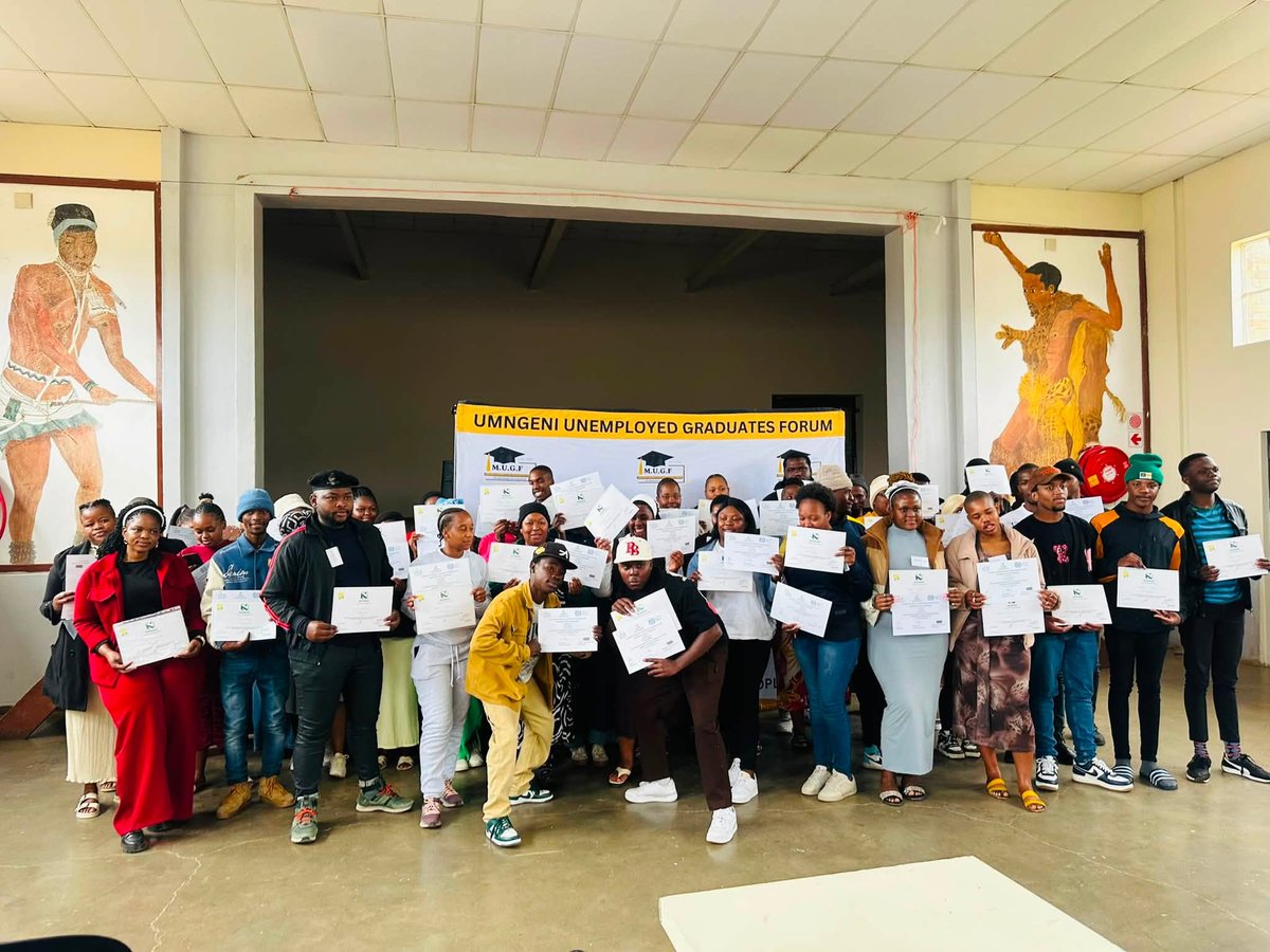 NYDARSA's tweet photo. The uMngeni Unemployed Graduates Forum in partnership with NYDA and Nedbank, successfully hosted a Business Management Training programme for young people in the uMngeni area.

The training equipped aspiring and existing entrepreneurs with practical business skills, financial knowledge, and the confidence to start, manage, and grow sustainable enterprises. 

Youth partnerships play a vital role in empowering young people with the tools, skills, and confidence to create sustainable livelihoods and contribute meaningfully to the economy.

Who qualifies for NYDA Business Management Training?

1. AGE
• Applicants must be between the ages of 18 and 35 years 

2. RESIDENCY
• Must be a South African citizen 

3. ENTREPRENEURIAL INTENT
• Must own a business or have a clear intention to start one (The business must be 100% youth-owned)

HOW TO APPLY:
• Visit the NYDA ERP Portal: https://t.co/r93kG3hoBm

#NYDA #Business #Training #FridayFeeling #SouthAfrica