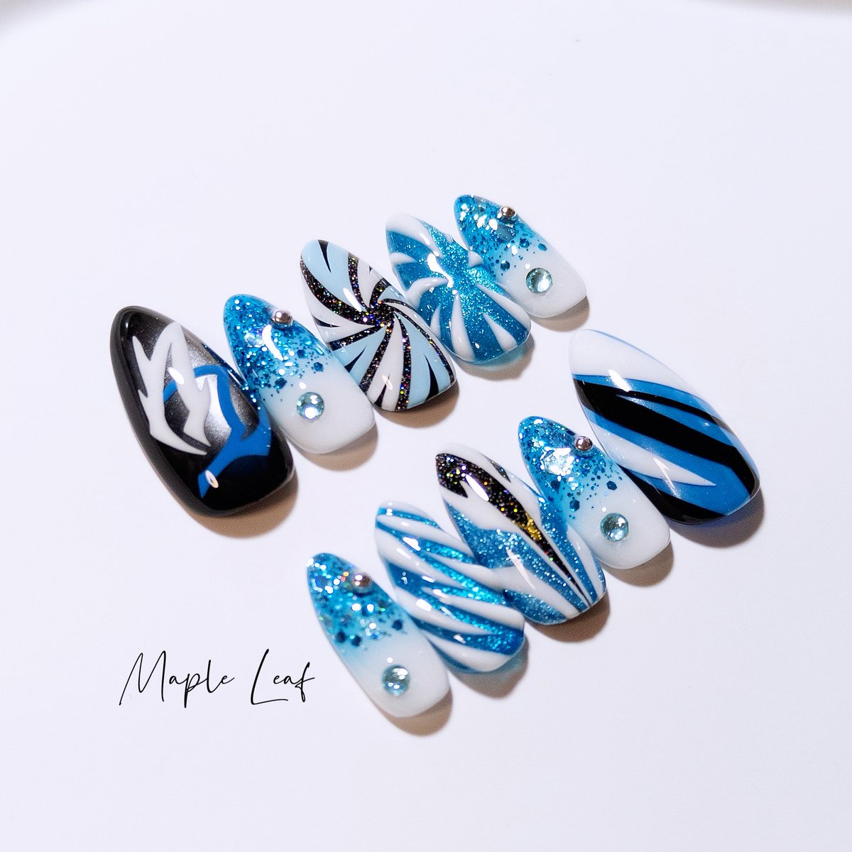 MapleLeafNails's tweet photo. 𝐧𝐞𝐰*⁡
.
仮面ライダーノクス
ミッドナイトシャドウ
.
.
⁡ #ネイルチップ #ネイルチップ販売  #ネイルチップオーダー https://t.co/cYX2Z97VDt