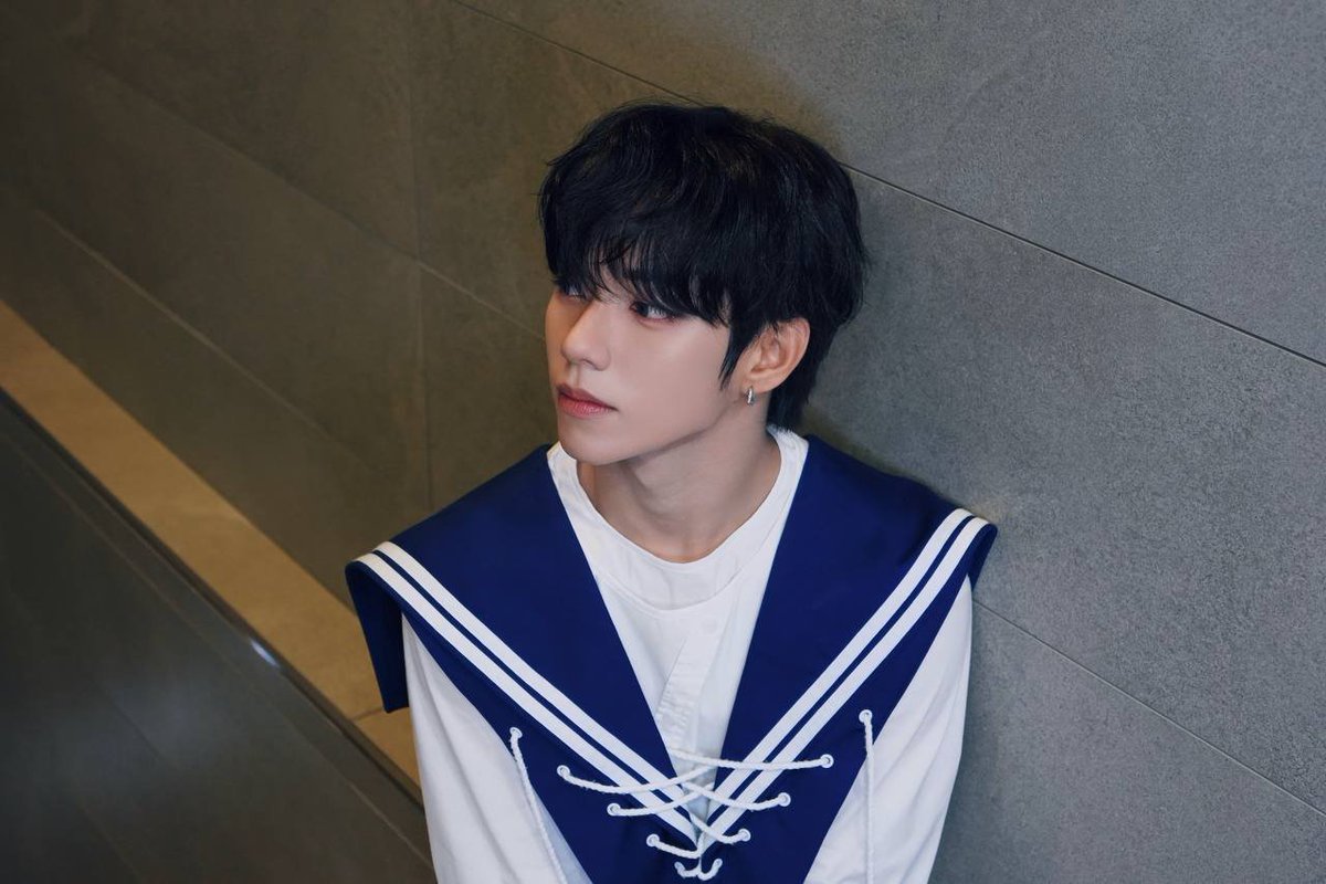 StejayHarbor's tweet photo. [08072026] JL Weverse Update  -🧑‍✈️🌊

Looks like our captain couldn’t resist showing off his sailor fit. ⚓️🤍

JL’s Weverse post:
https://t.co/mihE38OEbw

#제이엘 #JLGaspar https://t.co/uoO5o0rZPE