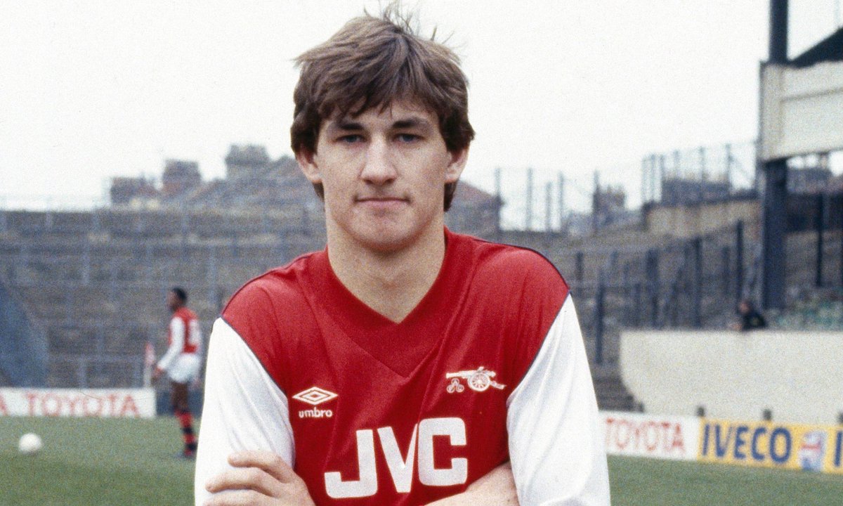 hente_afsc's tweet photo. According to late great Fred Ollier, 7th of August 1982, marks the date when Tony Adams, 17, made his very first appearance for The #Arsenal as the Gunners played a junior friendly match away at Colchester United. It was quite a rapid rise for the Romford born defender in Red and White as he made his full debut against Sunderland at Highbury on November 5th 1983. I don't want to use the term Mr. Arsenal too easily, but for sure Tony is one of them.