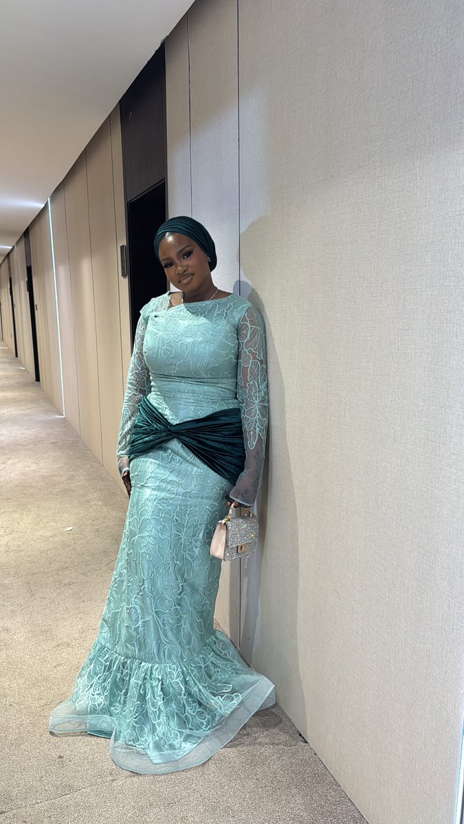 __fatoush's tweet photo. WEDDING SZN 💚 https://t.co/WQF1uZJsAj