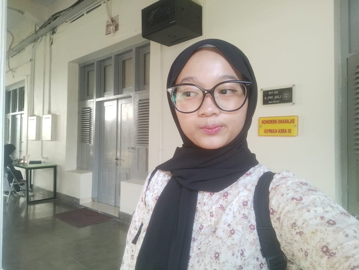 ommawatson's tweet photo. pindah lagi ke cagar budaya lohya https://t.co/cbPFBj6N9a