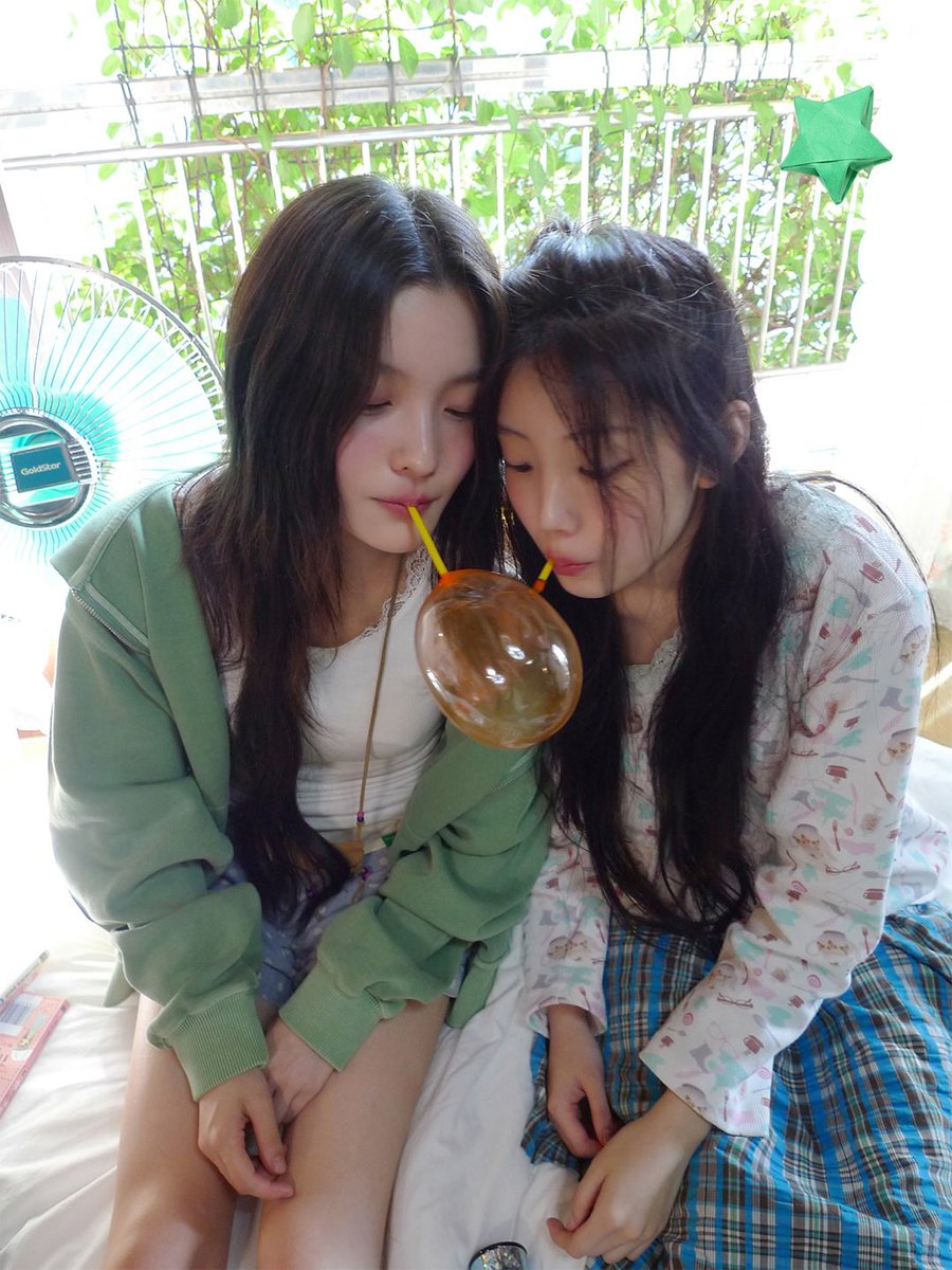 hingronghing's tweet photo. 260807 공식 인스타 게시물 https://t.co/a1y9UvX1fb