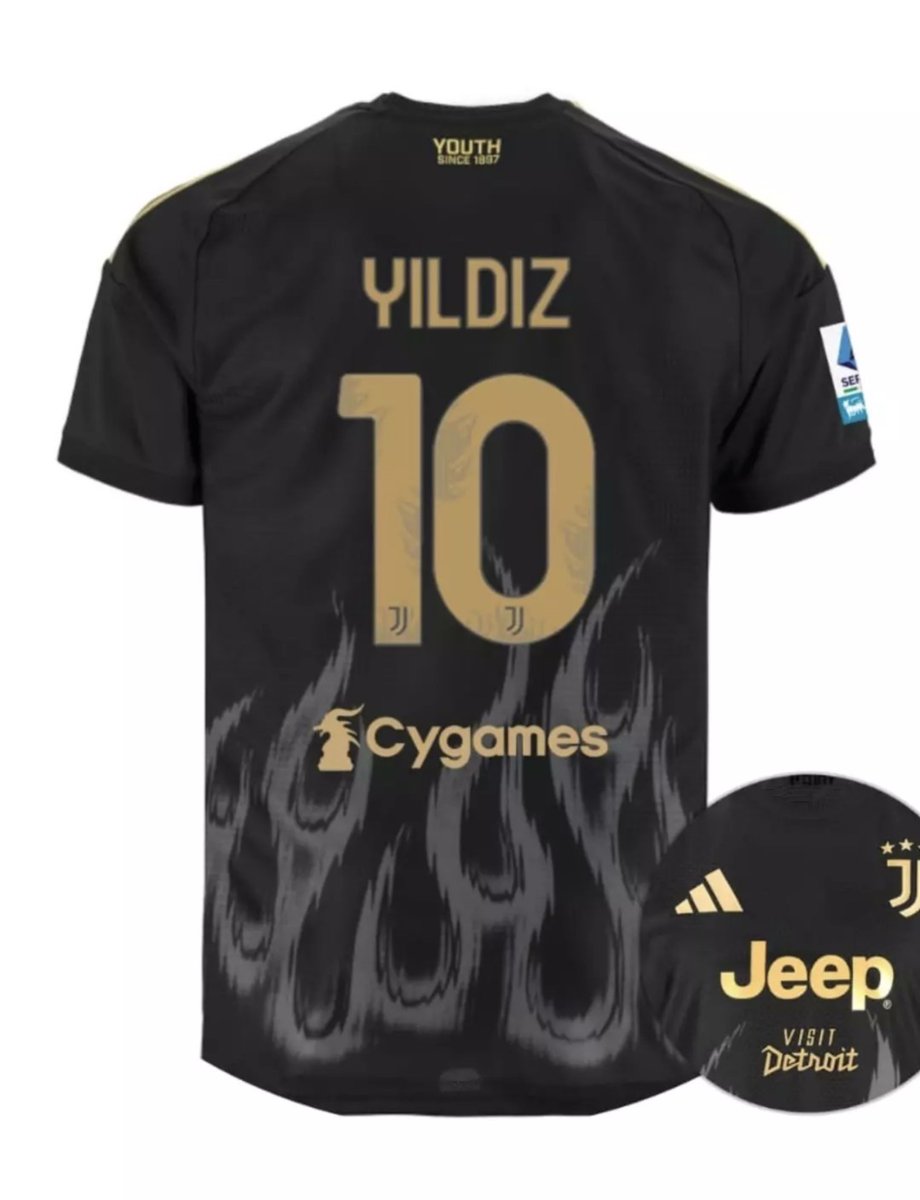 juventusfcde's tweet photo. ℹ️Das neue dritte Trikot von Juve 🖤💛

📸[@La_Bianconera] https://t.co/MmzkkU0kx3