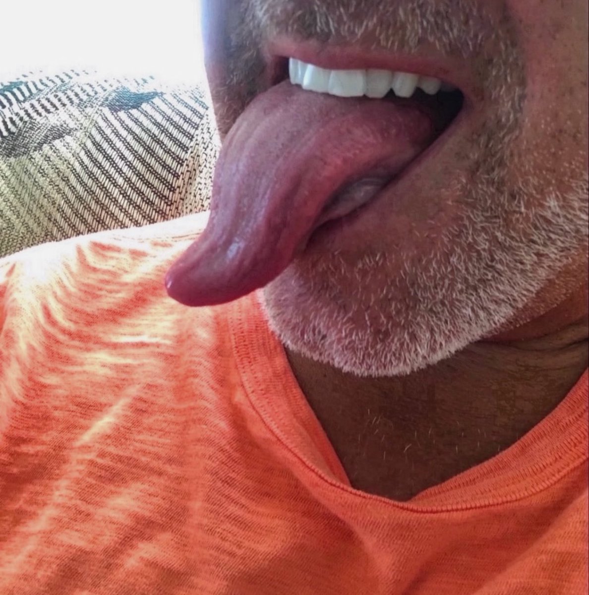 FL_iLUC's tweet photo. @Yourgay_guyde Cock shots.   😋 https://t.co/5geUqj9bgo
