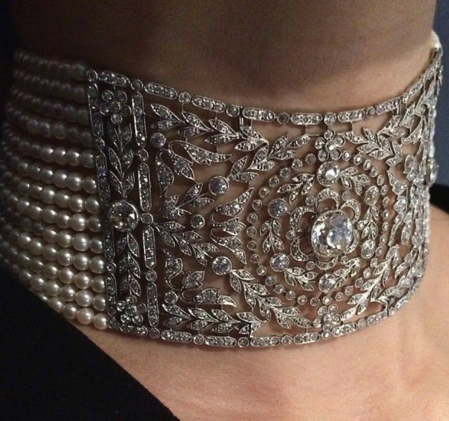 EvaLovesDesign's tweet photo. Etsy
Handmade Belle Époque Pearl Choker https://t.co/Jtcdb4qdFW