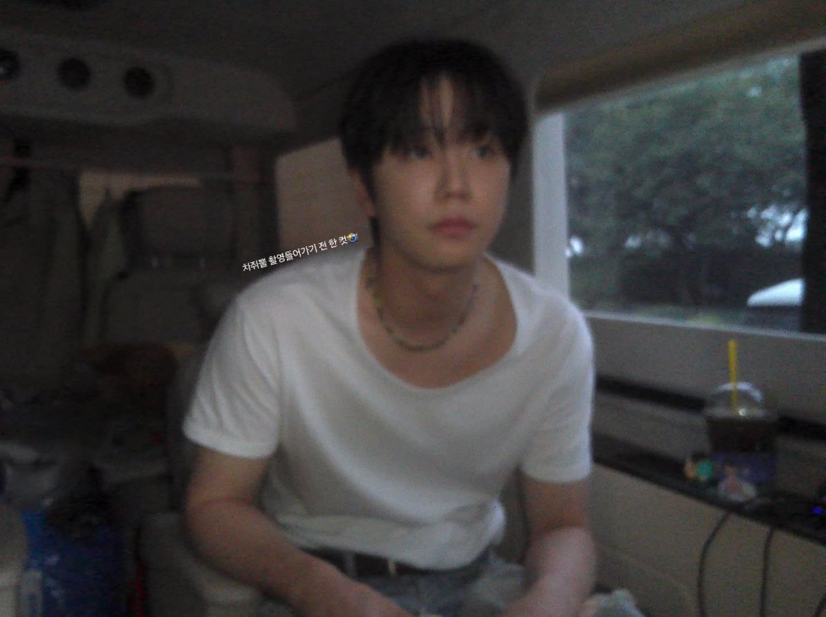 by_jun97's tweet photo. 이준영 스탭분들 이엿사 차쥐뿔 비하인드 하나씩 주심 ♡ https://t.co/FTfqAhfmJ0