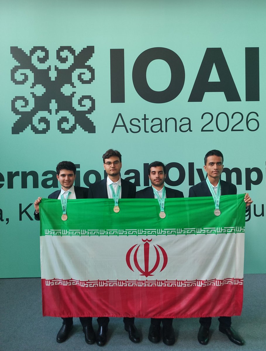 SRHosseiniN's tweet photo. #خبر_خوب

وبالاخره #ایران برای اولین بار به مدال طلای #المپیاد جهانی هوش‌مصنوعی رسید…❤️

تیم ۴نفره کشورمان درحالی موفق به کسب ۱ مدال طلا، ۲نقره و ۱برنز شد که با چالش‌های عدیده‌ای ازجمله محدودیت‌های جنگی، قطعی اینترنت و حمله به زیرساخت ملی #هوش‌مصنوعی توسط آمریکا مواجه شده‌بود. https://t.co/cFivZbCoq0