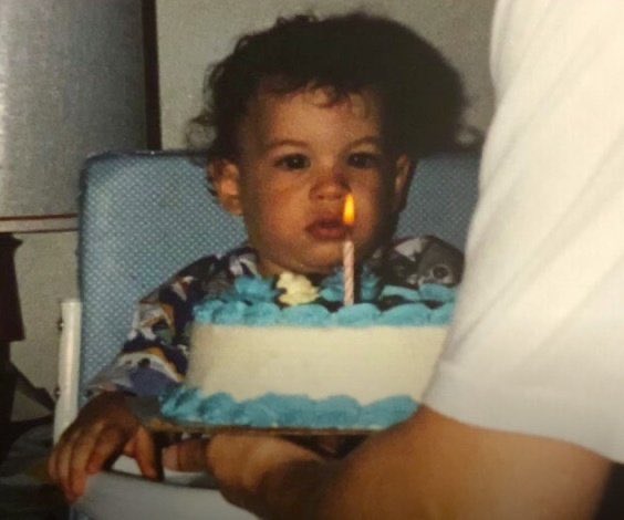 kendallhosseini's tweet photo. is this the only known birthday picture we have of squidney 😭 https://t.co/Z75udkjW7i