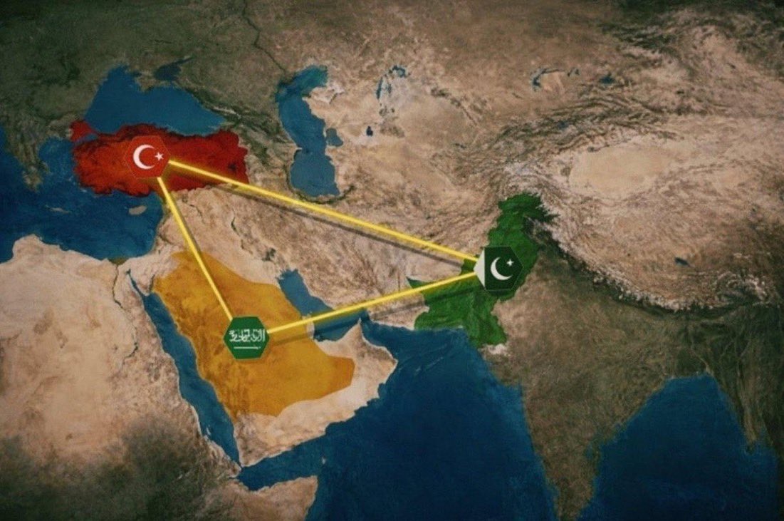 _sultanmut's tweet photo. محور إسلامي ضد ايران وميليشياتها + ضد اسرائيل وأحذيتها

حفظ الله سمو الأمير ووفقه لكل ما فيه خير للبلاد والعباد والأمة العربية والإسلامية 🇸🇦💚
 #اتفاقيه_مكه_للدفاع_المشترك https://t.co/lX8VP6ieN2