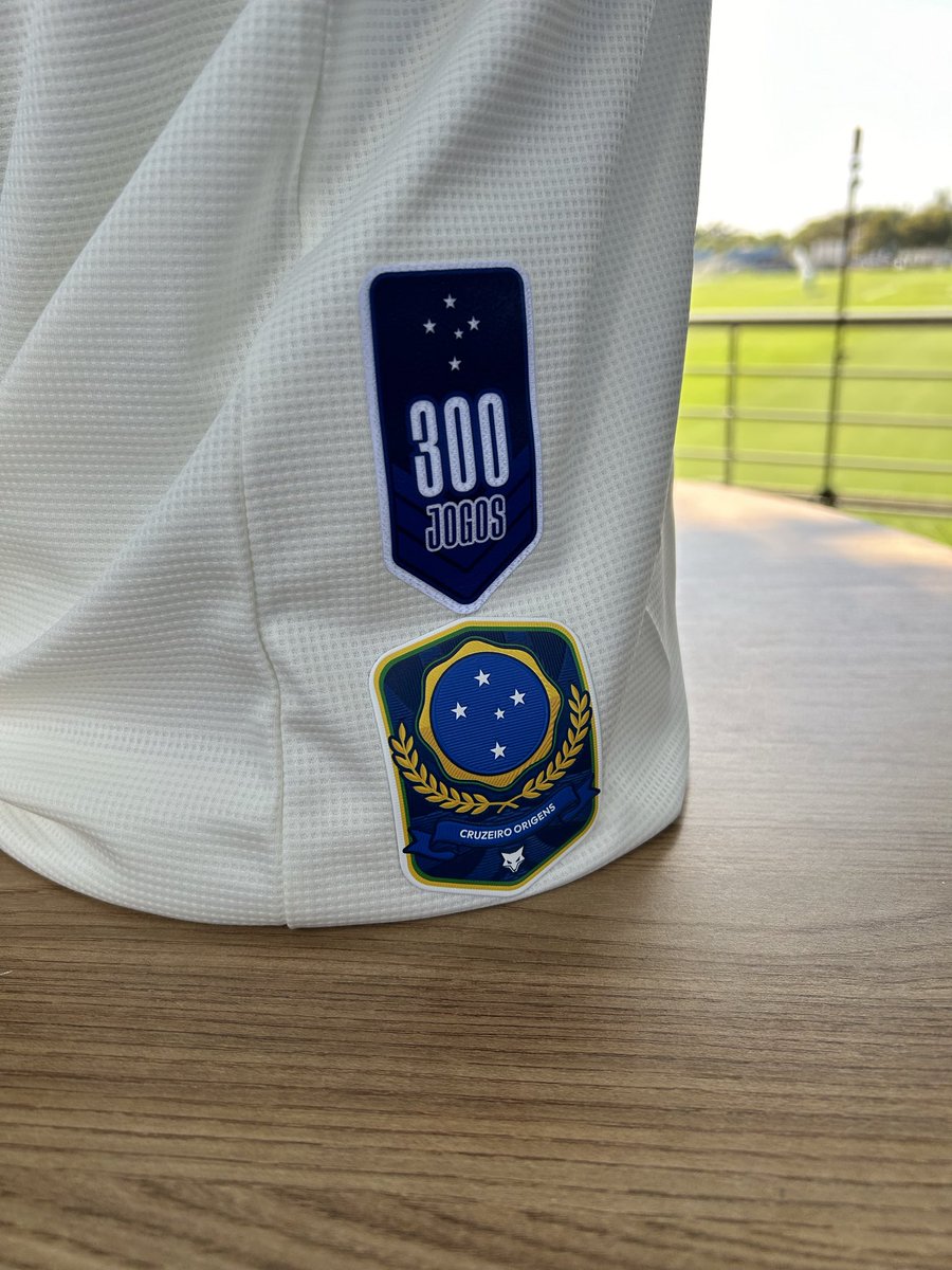lucassbarbosa_'s tweet photo. Detalhes do novo uniforme III do Cruzeiro. Estreia será contra o Mirassol, neste domingo! @itatiaiaesporte https://t.co/03082O0uh7