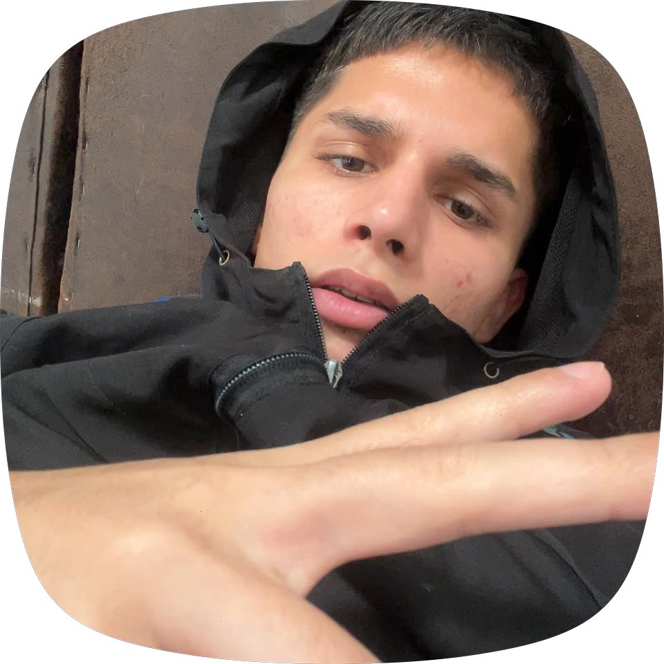 Sotoobean's tweet photo. @acosteenf ?? https://t.co/hgIgydwr8n