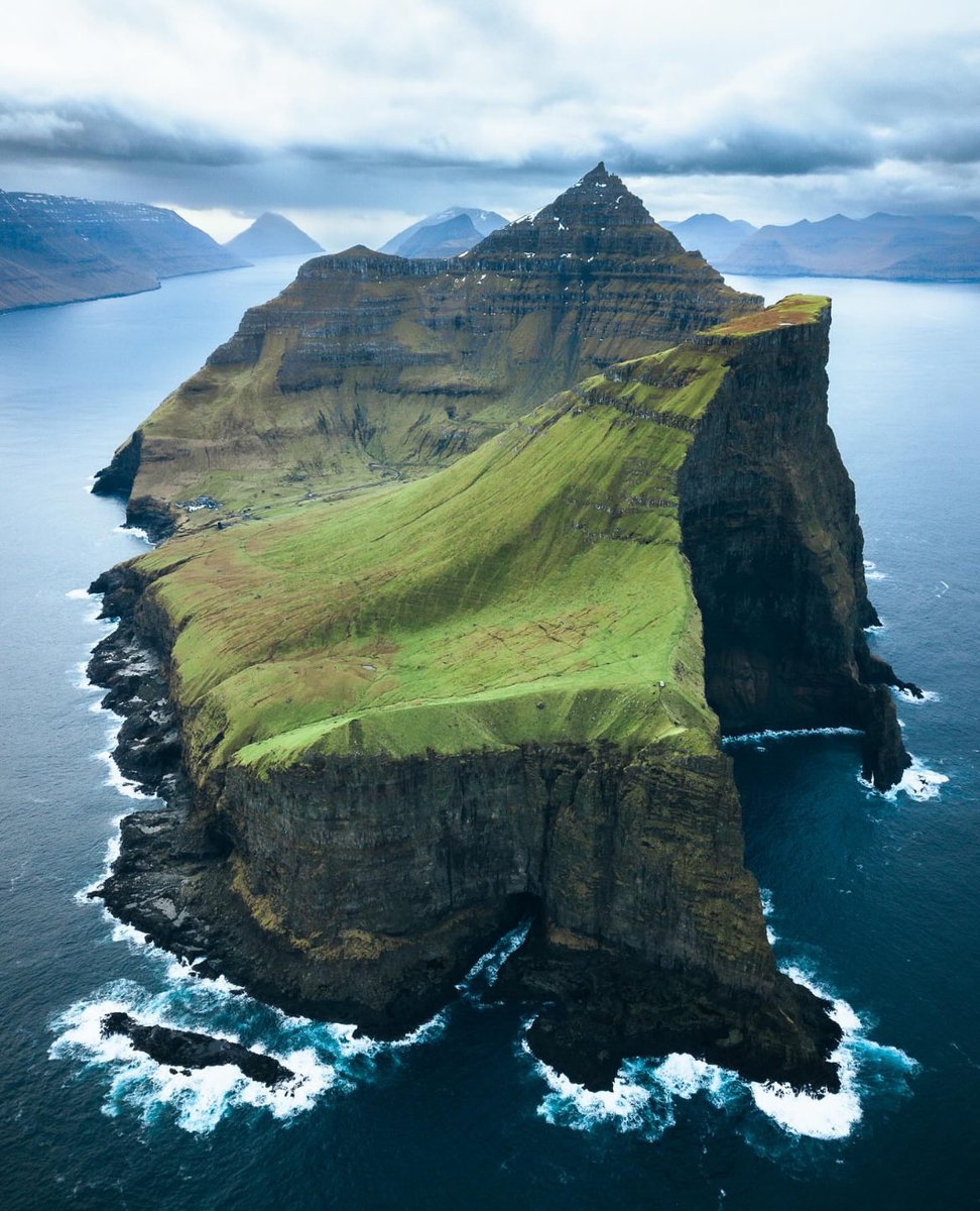 ScandinavianAE's tweet photo. Faroe Islands 🇫🇴 https://t.co/TlXc29gPoi