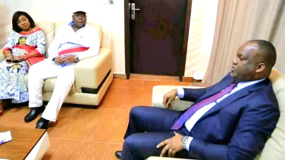 GrandsLacsNews's tweet photo. #RDC: Il y a 8 ans jour pour jour, le 7 août 2018, Félix #Tshisekedi accompagné de son épouse Denise #Nyakeru déposait sa candidature à l’élection présidentielle auprès de la #CENI dirigée alors par @CNangaa .
Aujourd'hui, les deux sont devenus des adversaires "irréconciliables.: https://t.co/oPWnkBuzJv