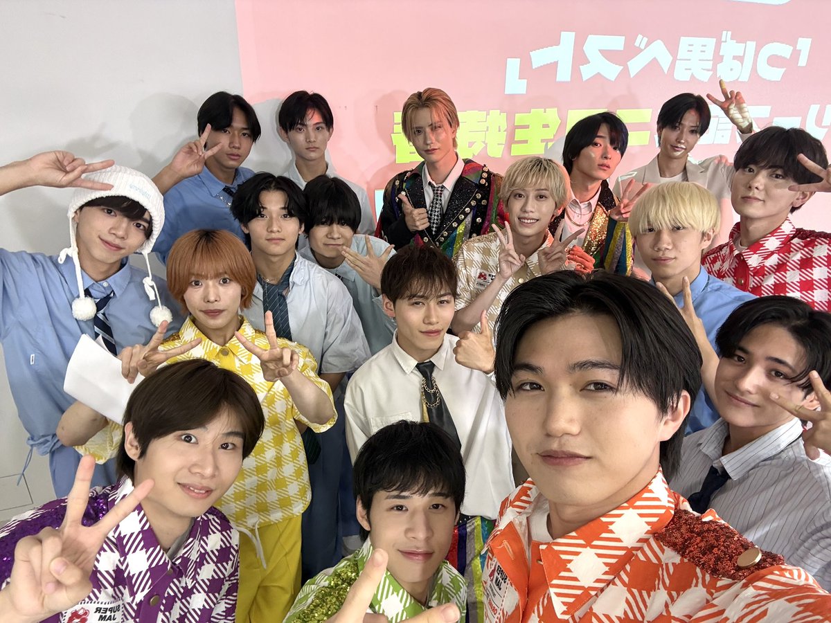 tsubadan's tweet photo. ꒰𑁬OFF SHOT໒꒱
￣￣￣￣￣￣￣
★★★★★★★★★★★★★★★
2026.8.7
ニコ生特番 自撮りSHOT📱✨

9/13(日)つば男FESで逢いましょう
https://t.co/qQD4jqduFZ
★★★★★★★★★★★★★★★

#つば男 #スパフル #世が世 #SHY https://t.co/6W5TWeH6fn