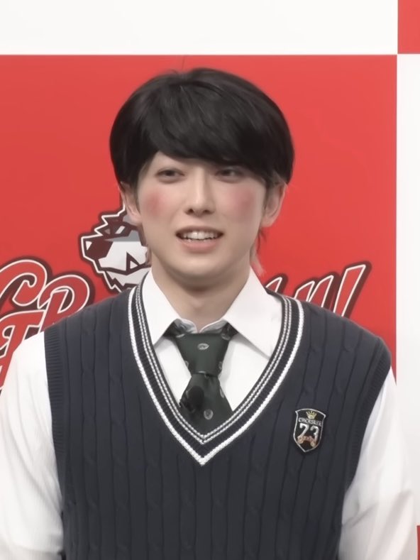 _yukiakarifuma's tweet photo. same man btw and dropped on the same day 😭😭 https://t.co/JMcYBvvT7H