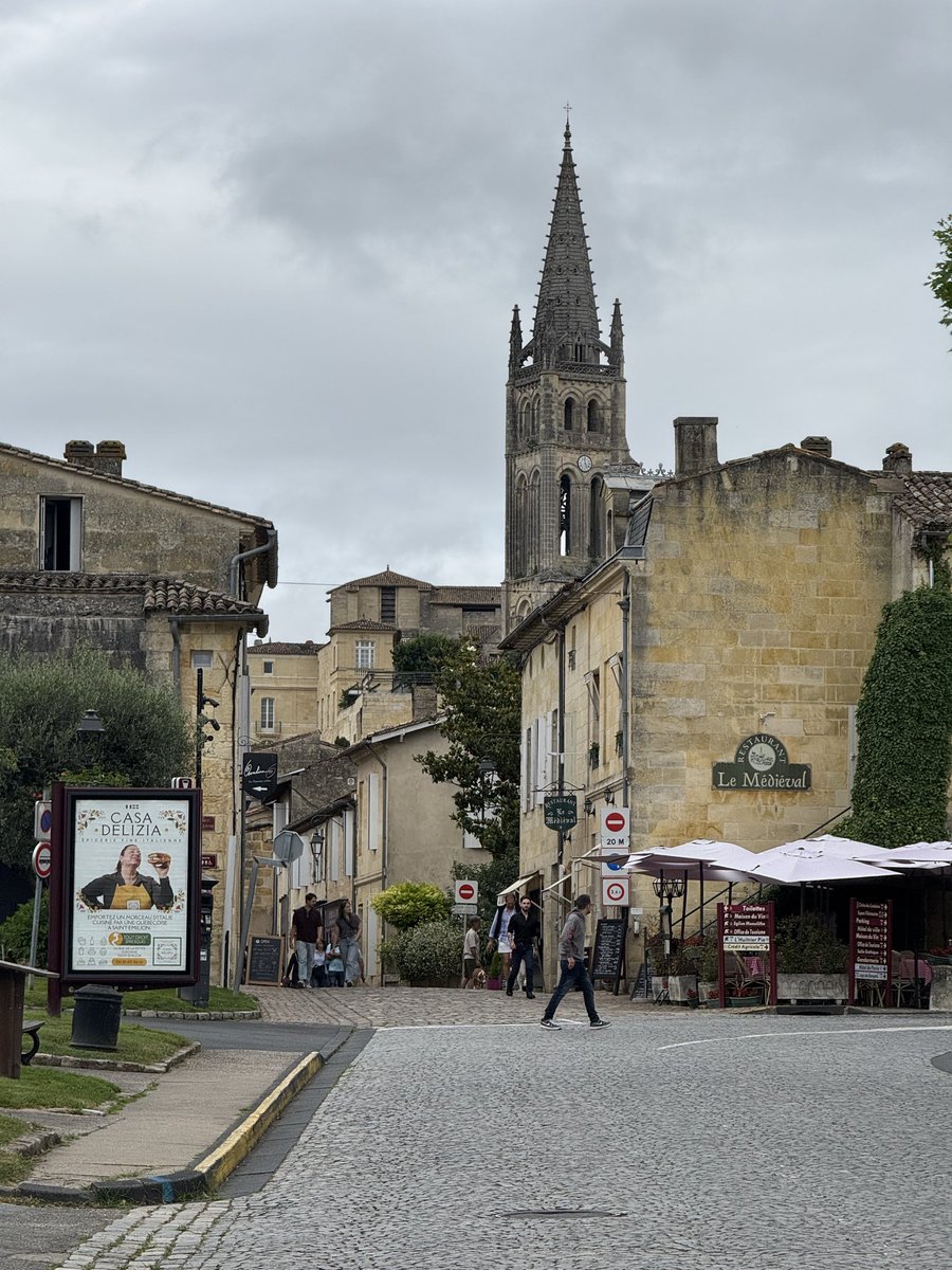 mywineplus's tweet photo. Saint-Émilion—where centuries of history, beautiful vineyards, great wines, and French charm come together.
Some places you visit. Others stay with you. Saint-Émilion is definitely one of them. 🍷🇫🇷
#SaintEmilion #BordeauxWine #WineTravel #WineBusiness #LifeWellLived https://t.co/04gNPeuKnp
