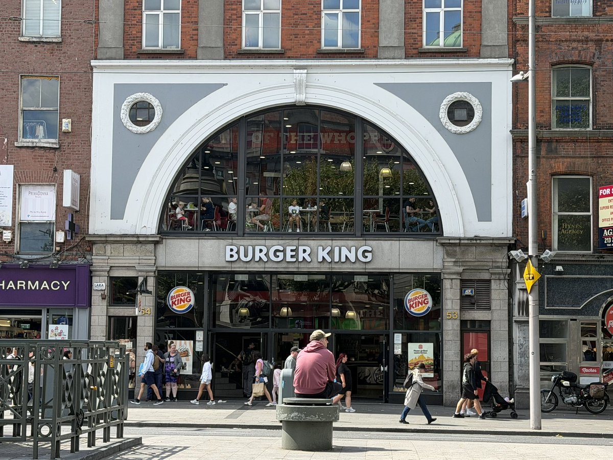 Cheddahblob's tweet photo. Double decker bk https://t.co/2IKIwK9nyt