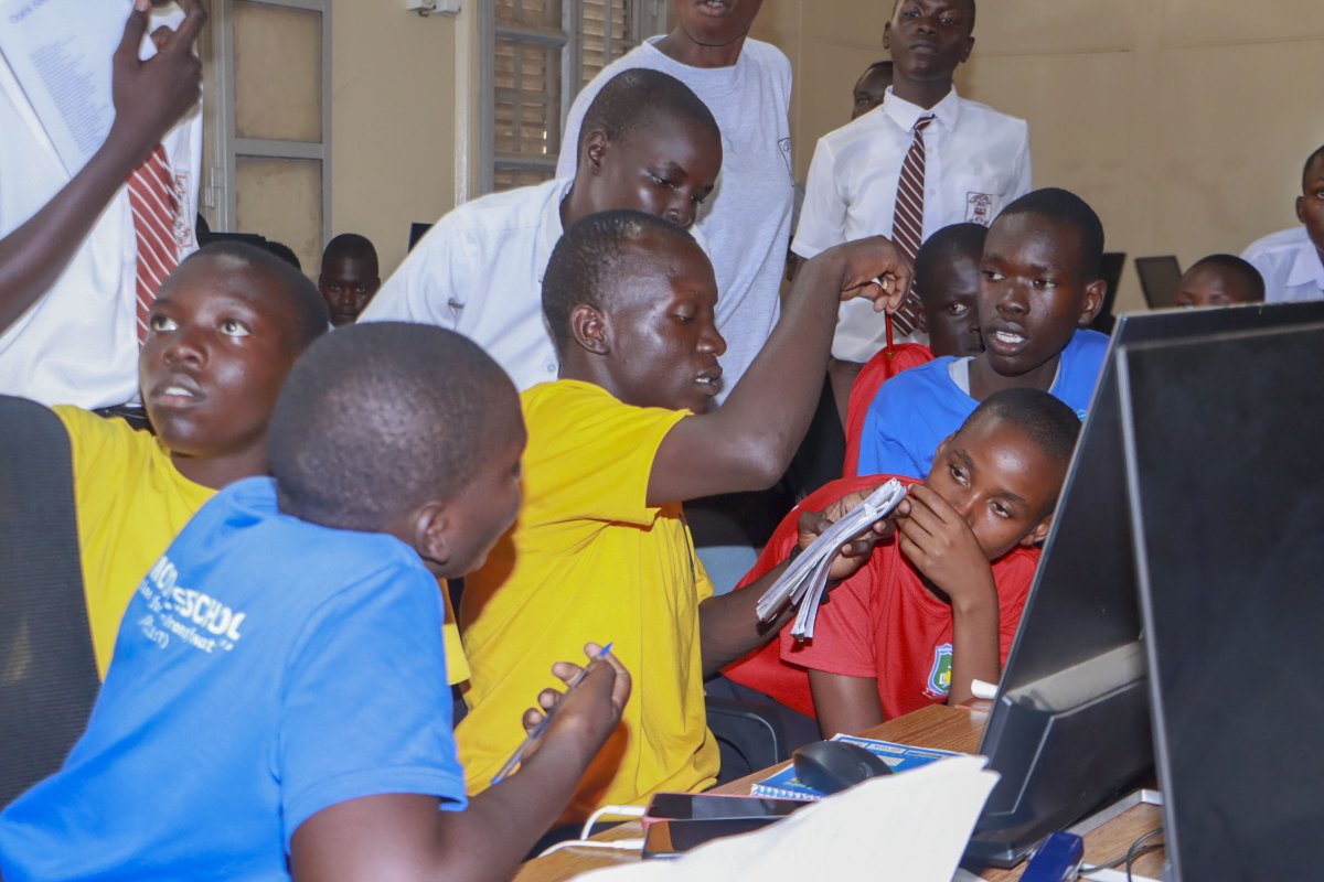 gogirlsictjuba's tweet photo. Our latest #STEMChat with Ms. Bako Farida challenged students to think before they click, share, or trust online. Beyond cybersecurity, they explored ethics, AI, responsibility, and the power of making informed digital choices. #CyberSecurity #GCYLP @grace_gaso @ITU @Huawei https://t.co/BmGfpDx7pR