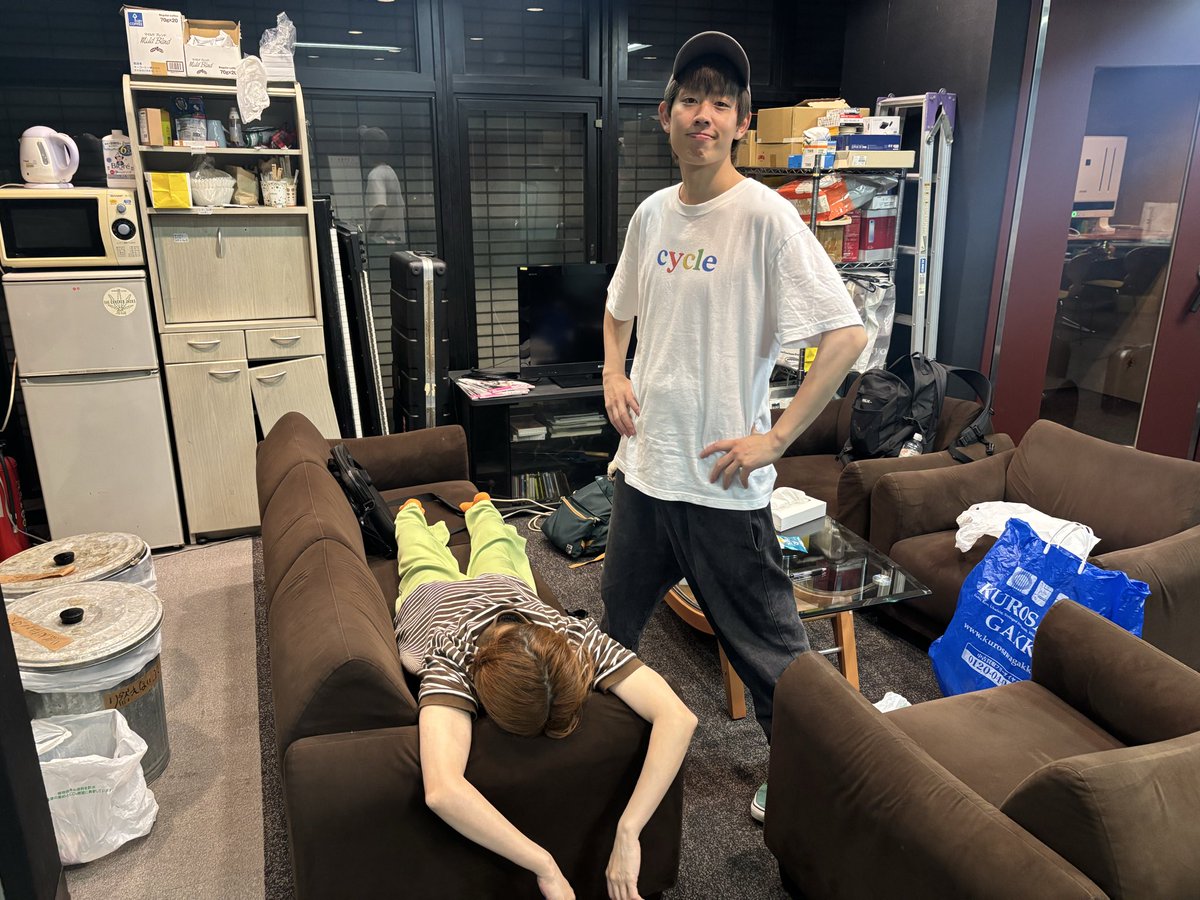 longmenmen's tweet photo. レコーディング一日目おわった！
最高音源つくります！ https://t.co/P7RjdGunuL