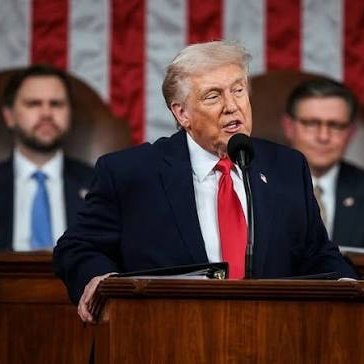 bricsInfoo's tweet photo. #BREAKING :🇺🇸🇮🇷 #US President Donald Trump said he believes the war with #Iran could come to an end soon, suggesting that #Tehran may not be able to sustain the conflict for much longer. https://t.co/L4UH4ZRf8P