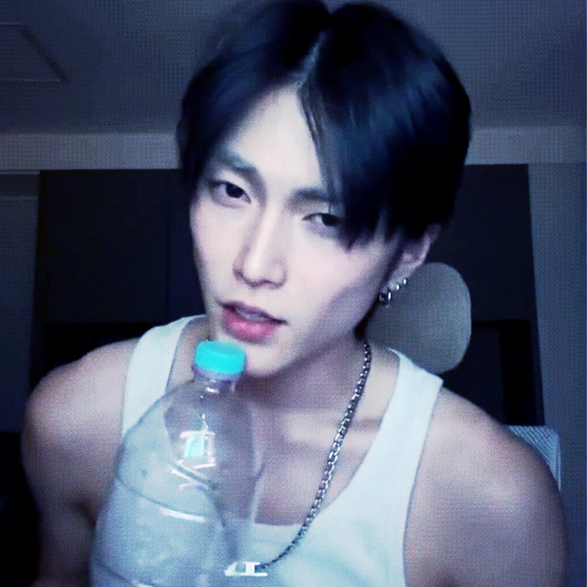monkeydsoheee's tweet photo. he would run cyworld if he had the chance... https://t.co/C68c15Q6MJ