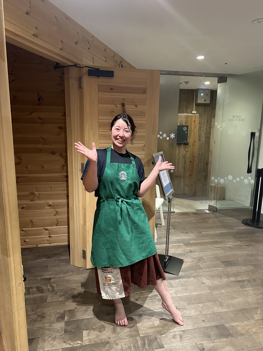 bjp4bb's tweet photo. 鮭山さんも窪田さんのアウフグースも最高でした😳
表現や香りの使い方、タオルテクニック、盛り上げ方、勉強になるところばかりで、純粋にめちゃくちゃ楽しかったです！
お二人とも優しくお話してくださってありがとうございました😊
また受けに行きます！またいっぱいお話したいです！
#しゃけのこ https://t.co/EKU426AhWr