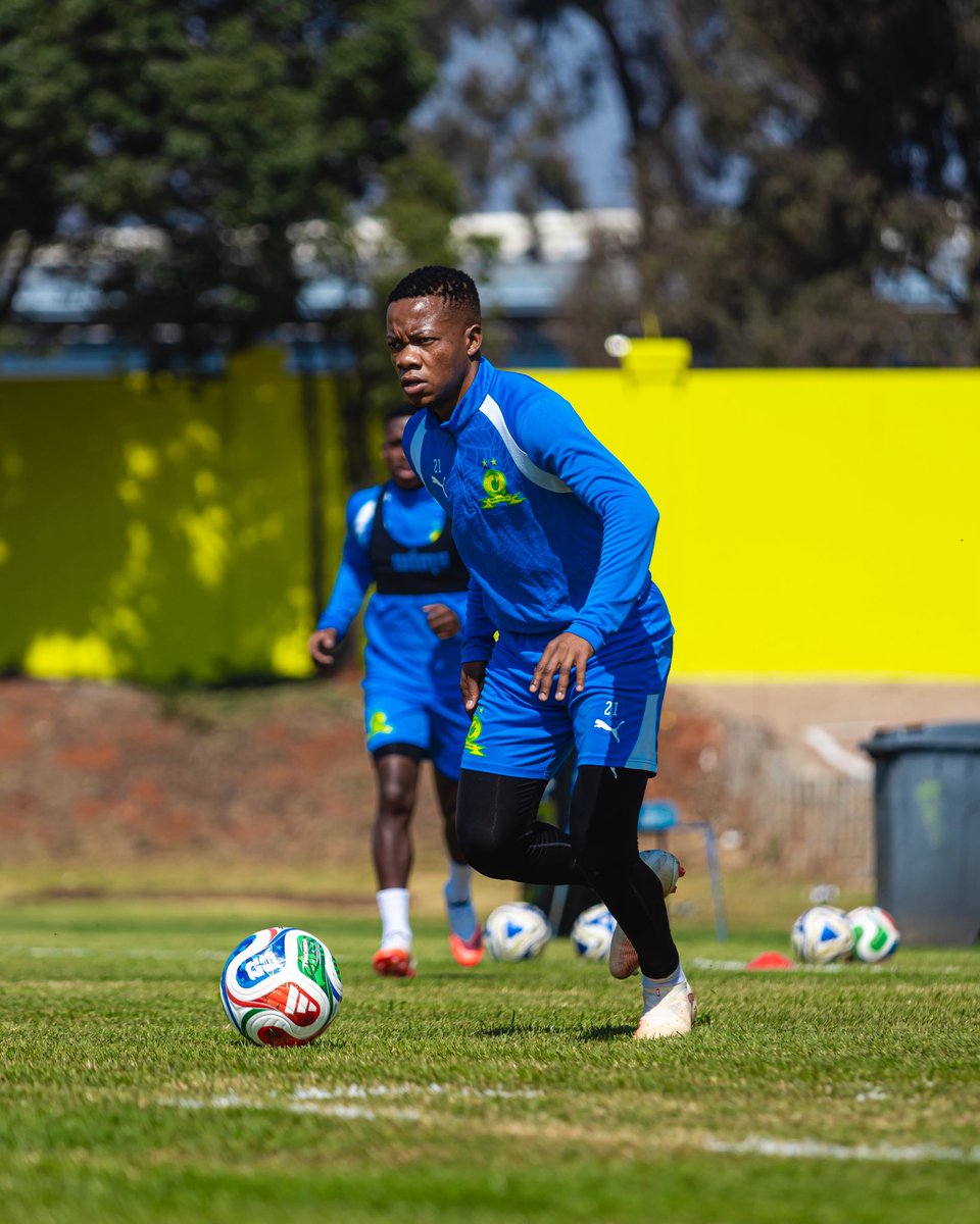 Masandawana's tweet photo. Final preparations done 💪

#Sundowns #MTN8 #NeverStopRising https://t.co/KZvsU8jPTO