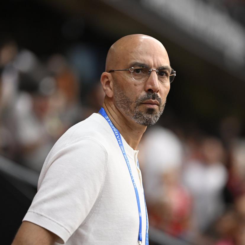 LaMinuteOM_'s tweet photo. 🚨 EXCLU : C’est fini pour Bob Tahri à l’OM !

Après plusieurs mois d’enquête interne, le club met fin à sa collaboration avec lui. 

#TeamOM https://t.co/c9QUDhfJ6O