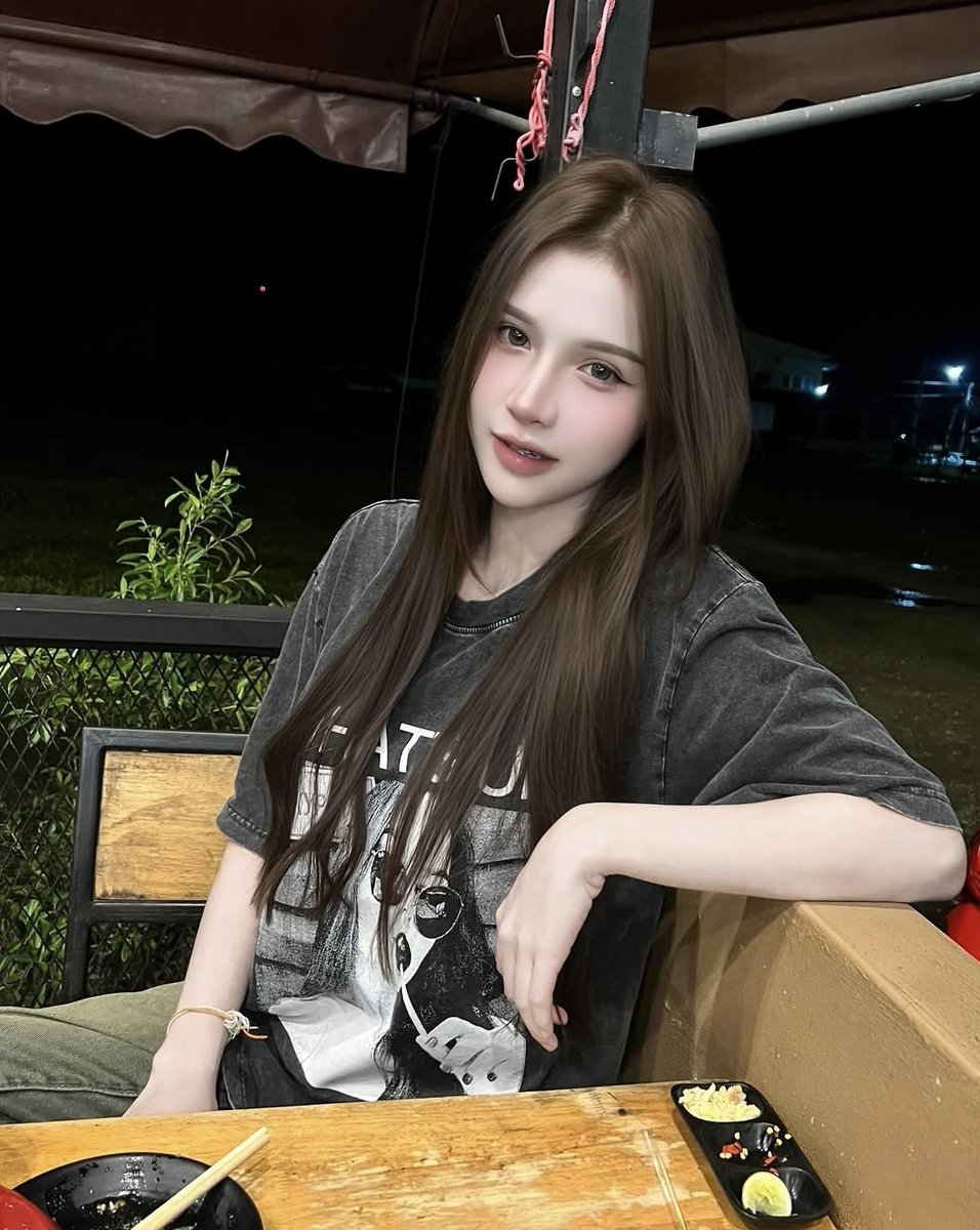 ThomasMuti16480's tweet photo. วันศุกร์แล้ว โบกมือลาความเหนื่อยล้า แล้วไปซบหมอนกันดีกว่า

....ต่อด้วยพลังบวก

📍และถ้าว่างหาคู่นอนที่แซ่บ เช่น พลอย🐵

📍 พ ร้ อ ม นั ด ง า น🐷

: รังสิต / ลำลูกกา / สะพานแดง / ฟิวเจอร์

รั/บ

​📩 LINE : mc76mc 

​#รับงานรังสิต
#รับงานลำลูกกา #รับงานสะพานแดง
 #รับงานฟิวเจอร์ https://t.co/Gb7YgICryG