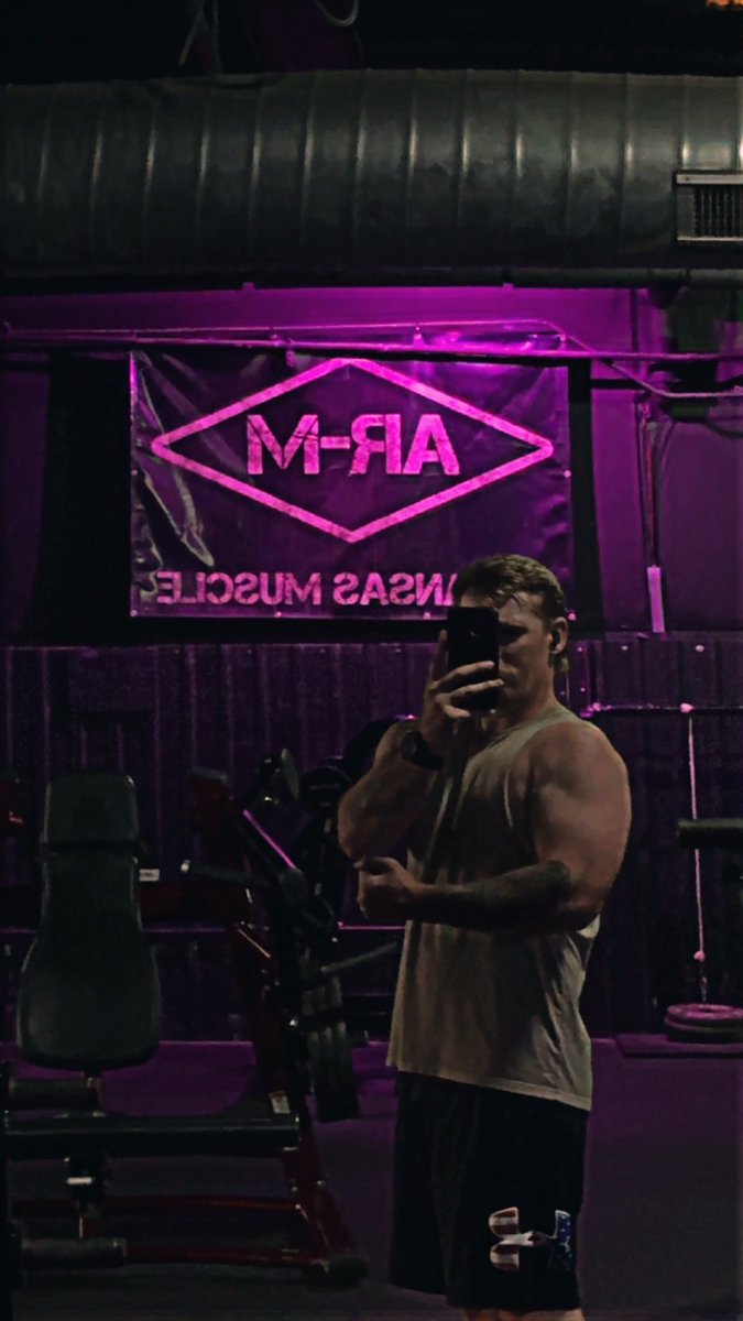 GhostEzQ's tweet photo. It was a good shoulders and arm night https://t.co/OmJvGOcQP2