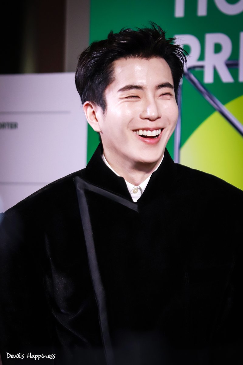devilshappiness's tweet photo. Smile.. Smile.. Smile..

#nonkul 
#นนกุล 
#HKFilmGalaPresentation2026 https://t.co/rMABVczxea