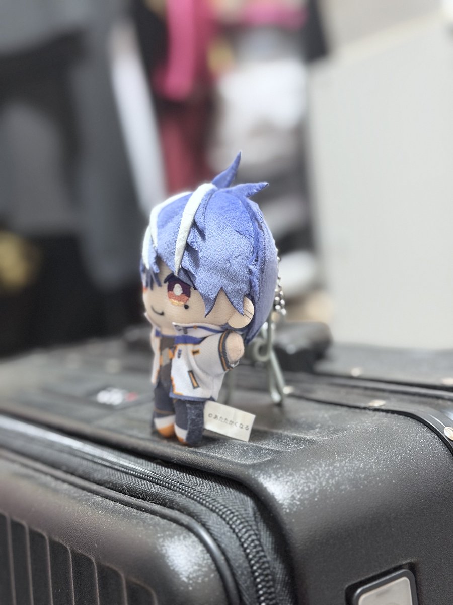 p_22568's tweet photo. かわい〜🫶🏻
別界隈で手に入れたライフハックで自立🫶🏻
スーツケースの上だけど https://t.co/1W1dYmC5x7