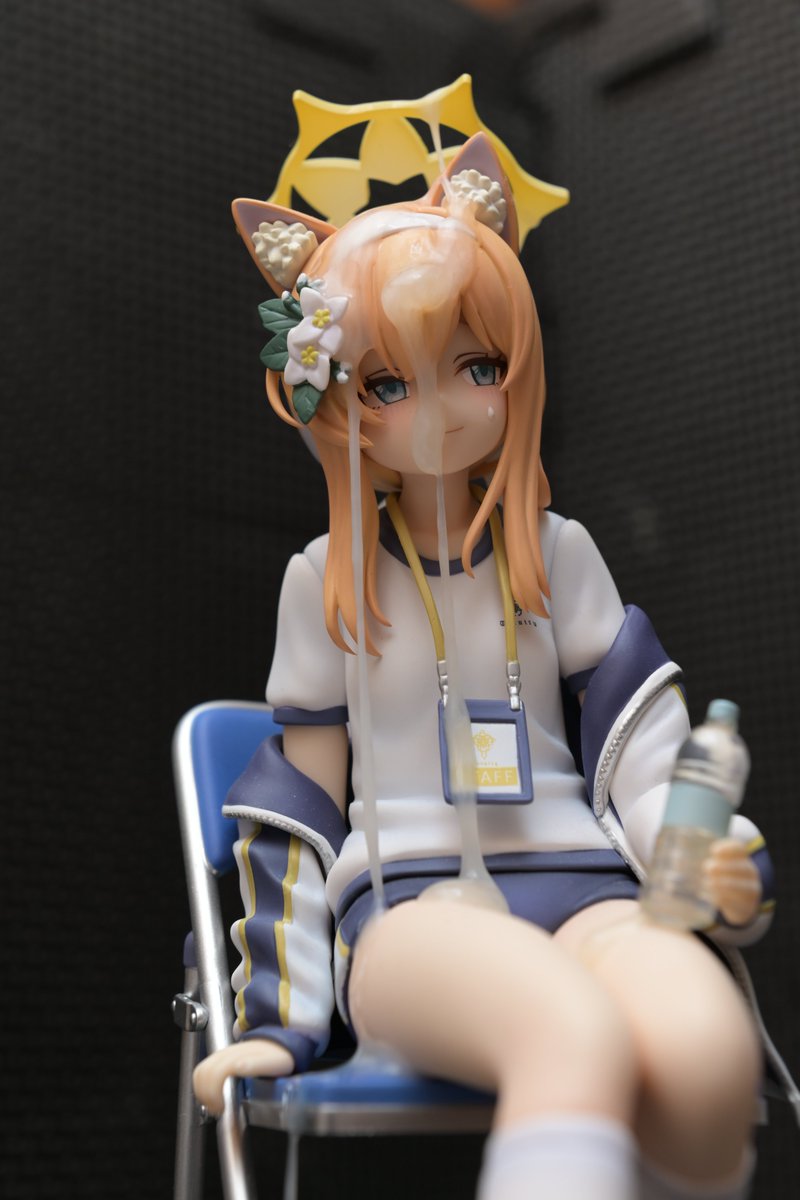 bukkakesukiyo's tweet photo. 選ばれたのはドスケベシスターさんでした。
新しいレンズでの撮影なのでいつもと違う所があるかもなのね(^_^)
＃フィギュアぶっかけ https://t.co/dbHOQmY8My