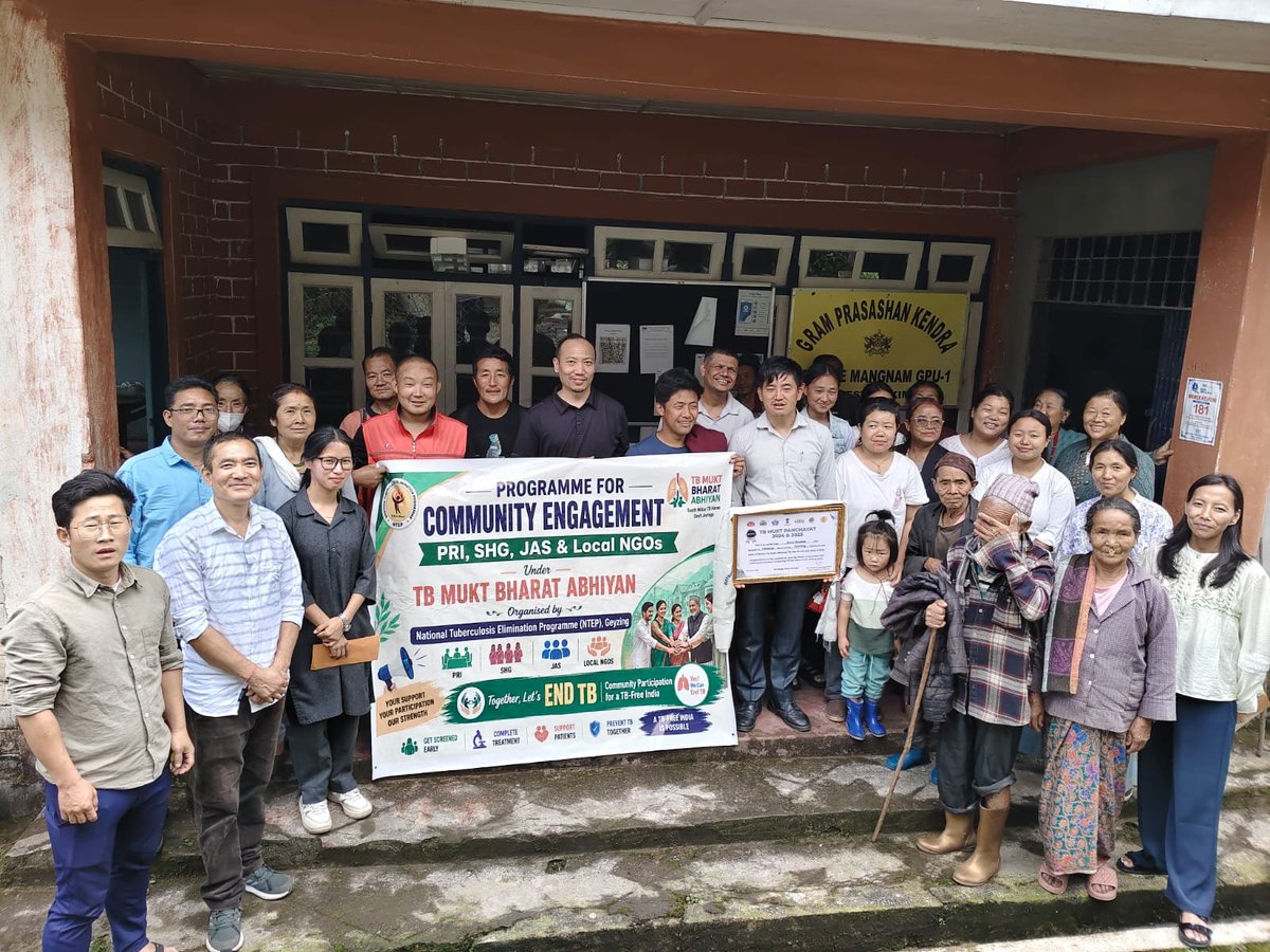 NTEPSikkim's tweet photo. Community Engagement Meeting under TB Mukt Bharat Abhiyan was held at Karzee-Mangnam GPU with PRIs, NGOs, SHGs &amp; religious leaders  strengthening community participation and collective action towards a TB-free Sikkim.गाउँ गाउँ, शहर शहर — क्षयरोग मुक्त हाम्रो लक्ष्य।
#TBMuktBharat https://t.co/kMPbpGy2Ju
