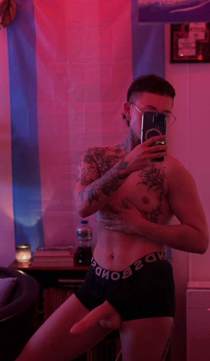 AusTaidynFTM's tweet photo. New member, who’s gonna be on the receiving end? 😈🏳️‍⚧️ https://t.co/eU49aE6dw2