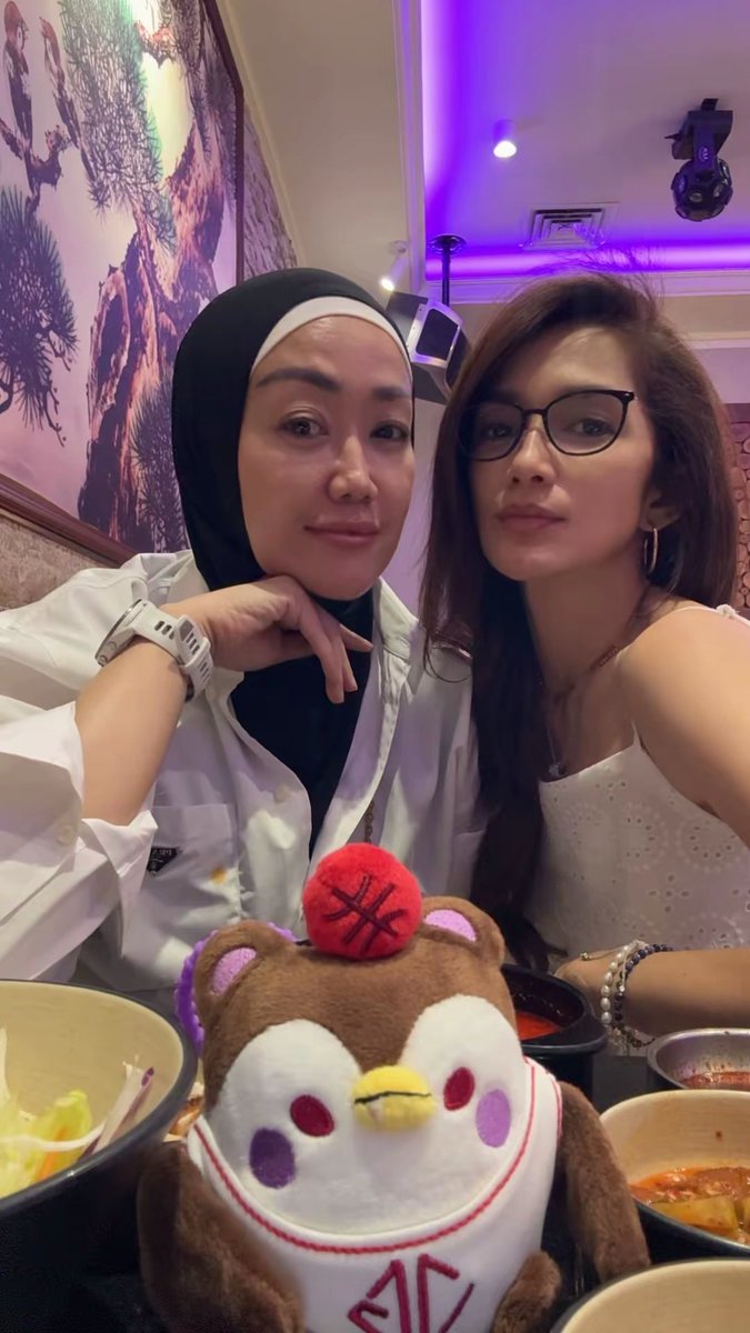 kusuma70785's tweet photo. Guinz accompany Mommy acara Bday Auntie Ussy ya 🤩🥰 

#Guinzly #JossGawin https://t.co/gbWV4jA702