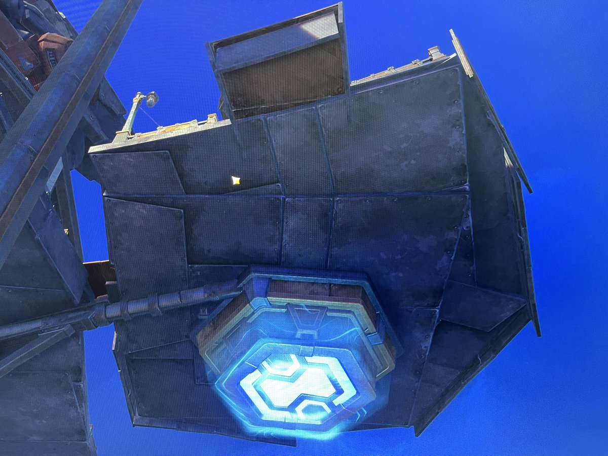 fortunelillies's tweet photo. just went to inspect illugas house why the hell is it being held up by a single pole https://t.co/hOncS7K3hD