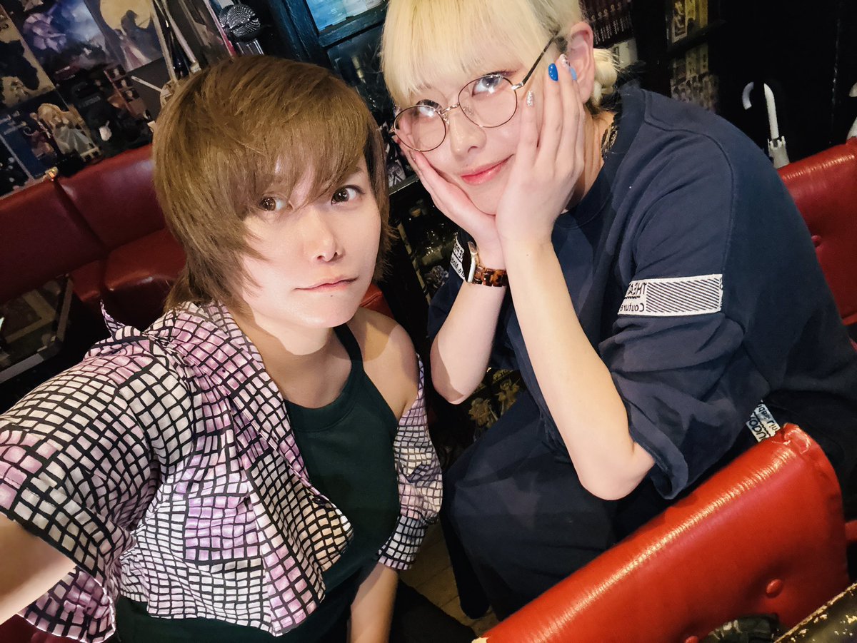 str_satori777's tweet photo. 愛おしい街中野にて『月イチ酒場 魔女っこれいとさとりのユートピアエンド』始動します！
記念すべき第1回目は8月19日(水)19:00から 『SNA'BAR げげげ』にて開催！

愛してやまない女と好きすぎる中野で大好きなお店をお借りして間借りバーをやります！

まずは全員参加で！絶対に勝ちたい…！！ https://t.co/3amppbJgjr