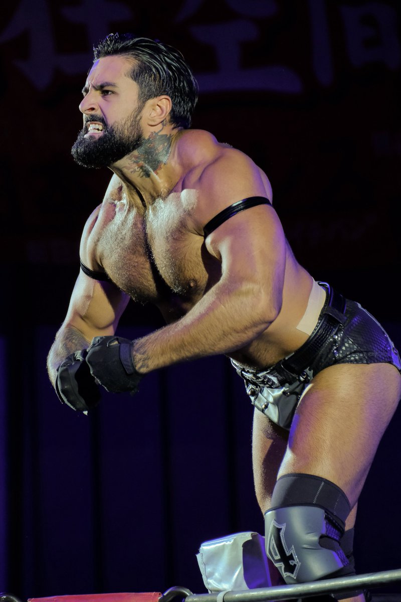 orange1010g's tweet photo. モロニーちゃんの筋肉を横から前から後ろから
#G1CLIMAX36 #njpw 
#ドリラモロニー #drillamoloney https://t.co/WJ9EiOajVY
