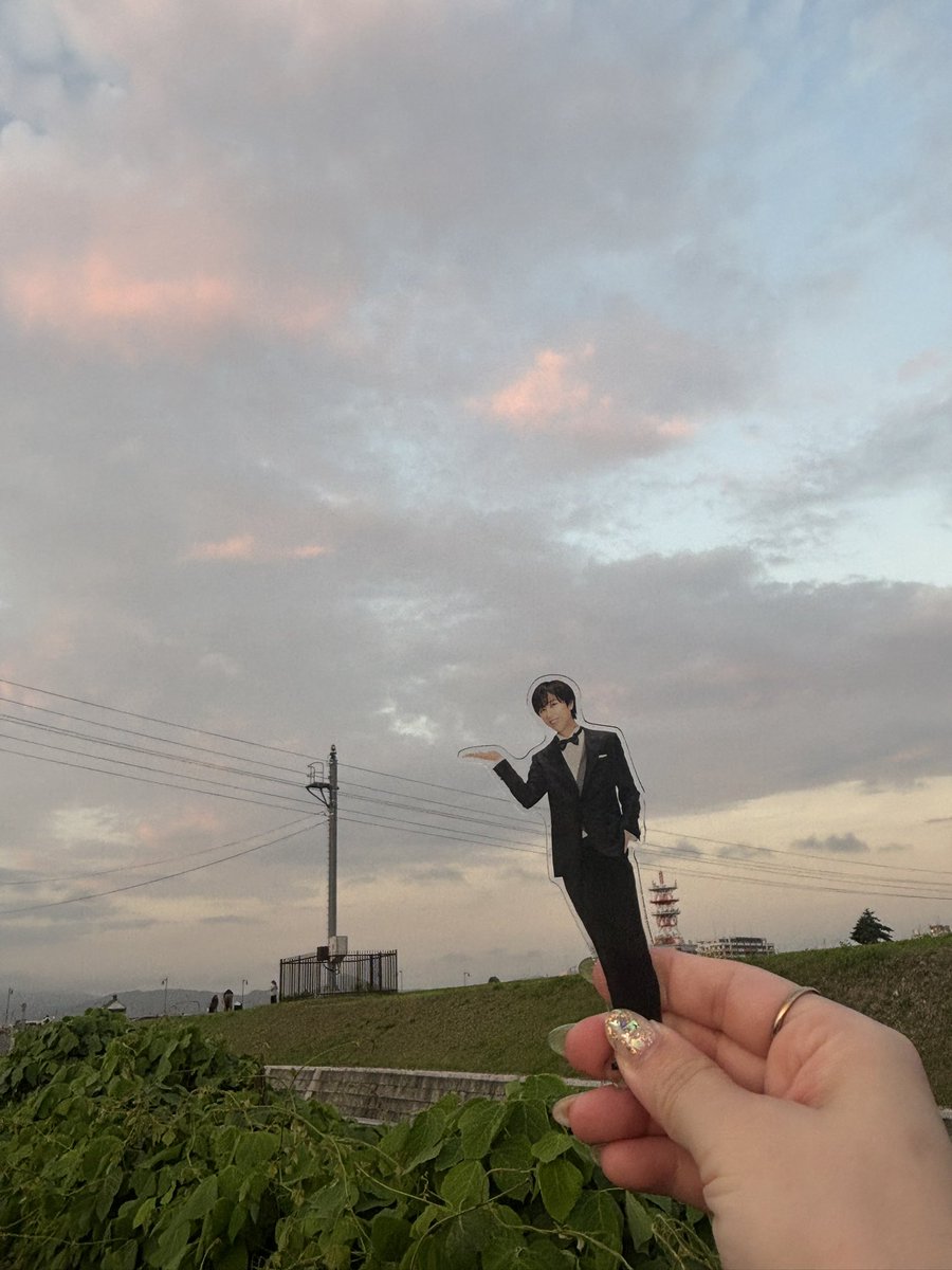 r__0812_a's tweet photo. 阿部くんと花火見たかった人生でした😮‍💨
（地元の花火大会なだけ） https://t.co/NllrujufDf