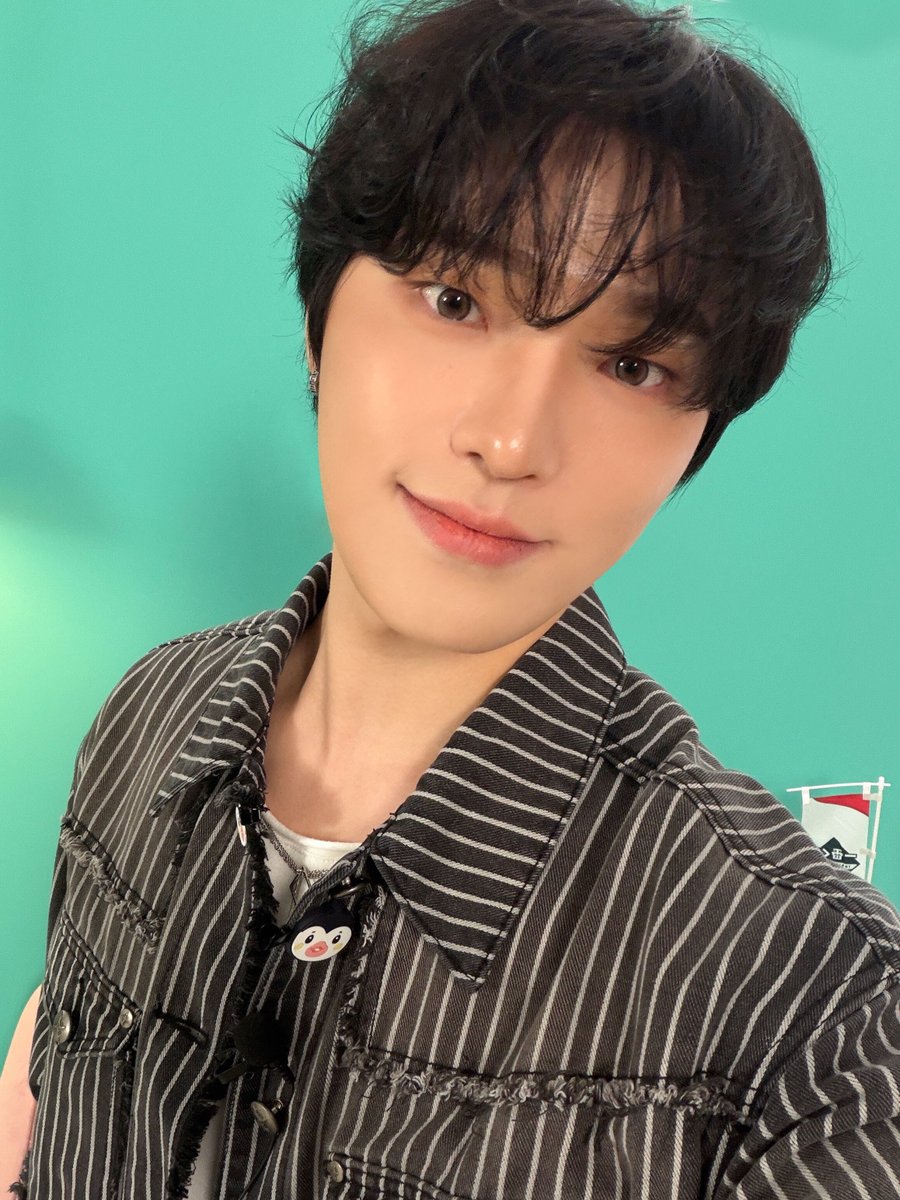 pledis_17's tweet photo. [17'S 디노]
260807 #셀폰코드

#피철인 #Picheolin
#DINO #디노
#吉BOARD #길보드 https://t.co/9RxEjN13zP