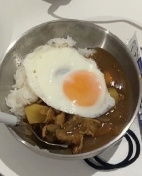 umaritaiyasan's tweet photo. 前作ったカレー
最近台所に立ってる楽しい^_^︎ https://t.co/1xqxXWICa5