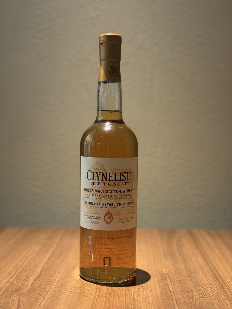 strength_bar's tweet photo. クライヌリッシュ
Select Reserve 
2014 ディアジオスペシャルリリース54.9%

懐かしいクライヌリッシュ入荷です！
オイリー&amp;ワクシー！
1988年蒸留など貴重な長熟原酒を含む5種の樽をアッサンブラージュしたボトル！
当時のNAS議論を吹き飛ばす、蜜感・柑橘・ワックスの圧倒的完成度です。ぜひ一杯！ https://t.co/XbRS2NJFcZ
