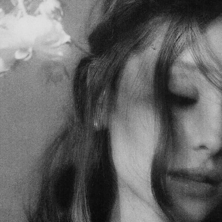 dxsigned4ya's tweet photo. happy one week of petal! this album has been on repeat. i adore kiss me, oh well and stay the most. ♡ https://t.co/tGKlMDhQJS
