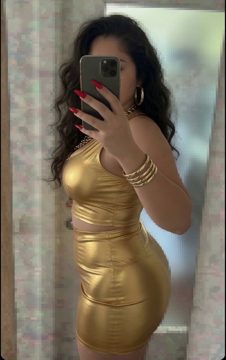 DevilEmpressX's tweet photo. Jaaa du kleiner Versager bist wieder ordentlich am rumsabbern. Aber merk dir eins.. auf diesem Profil ist sogar sabbern nicht kostenfrei.😈

#findom #geldherrin #findom https://t.co/dmH0qZq5Rh