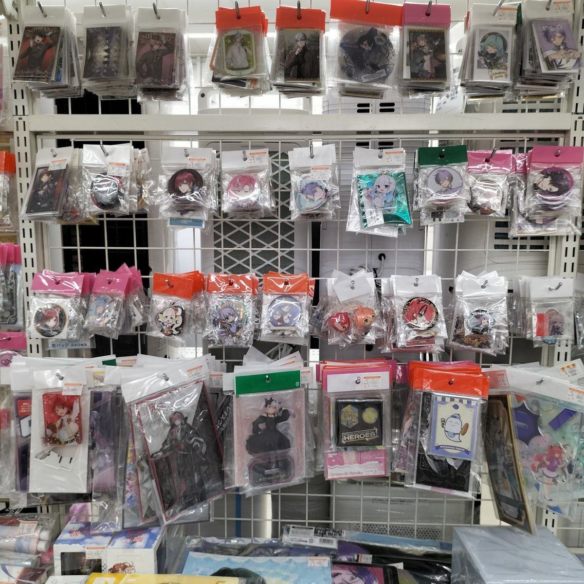 毎日猛暑日で暑い中ですが、ホビーオフ一関店は営業中です! 本日も