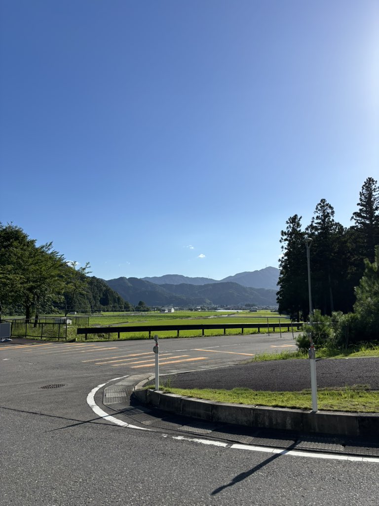 nas_iiiM's tweet photo. のどかだなぁ https://t.co/XMz8sGf1f7
